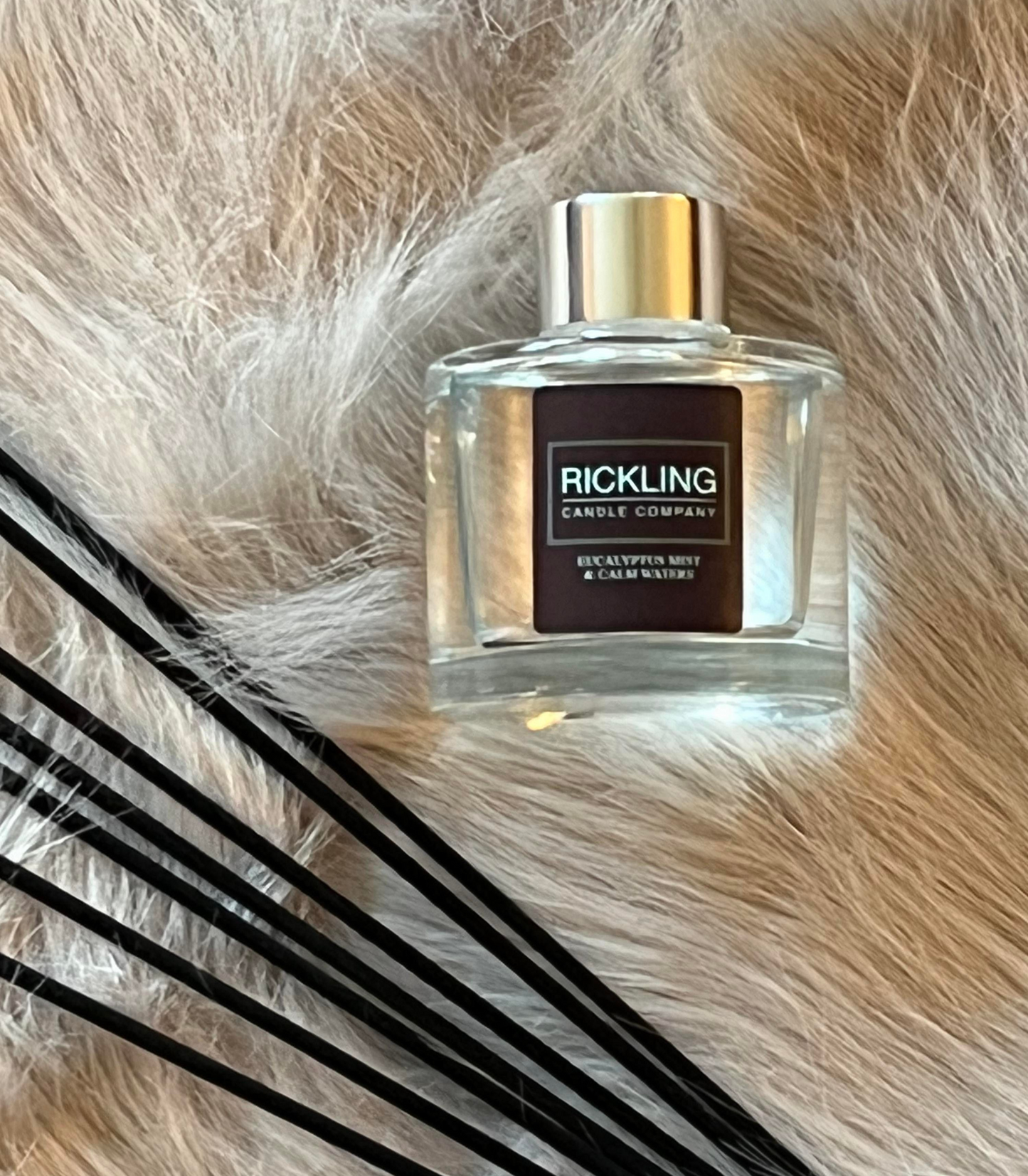 Christmas Rickling Diffuser - Eucalyptus Mist & Calm Waters