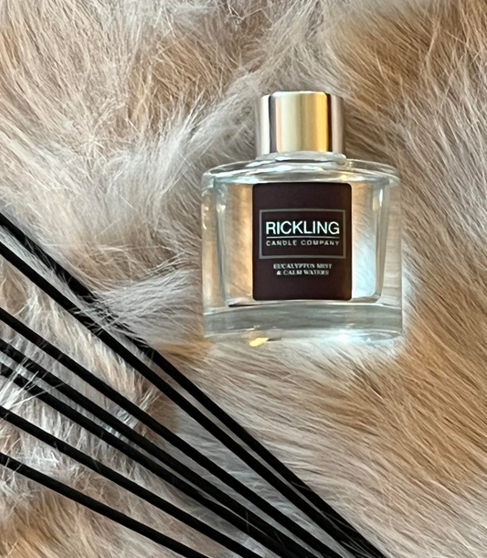 Christmas Rickling Diffuser - Eucalyptus Mist & Calm Waters