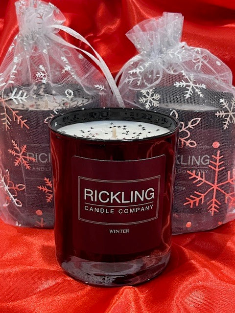 Christmas Black Gloss 20cl  Candle - Jingle Bell Berries